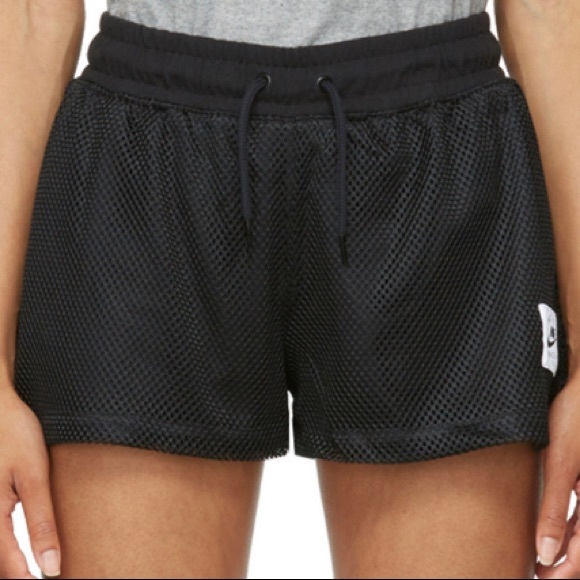 Nike Woman’s NSW Heritage Mesh Shorts - Picture 1 of 4
